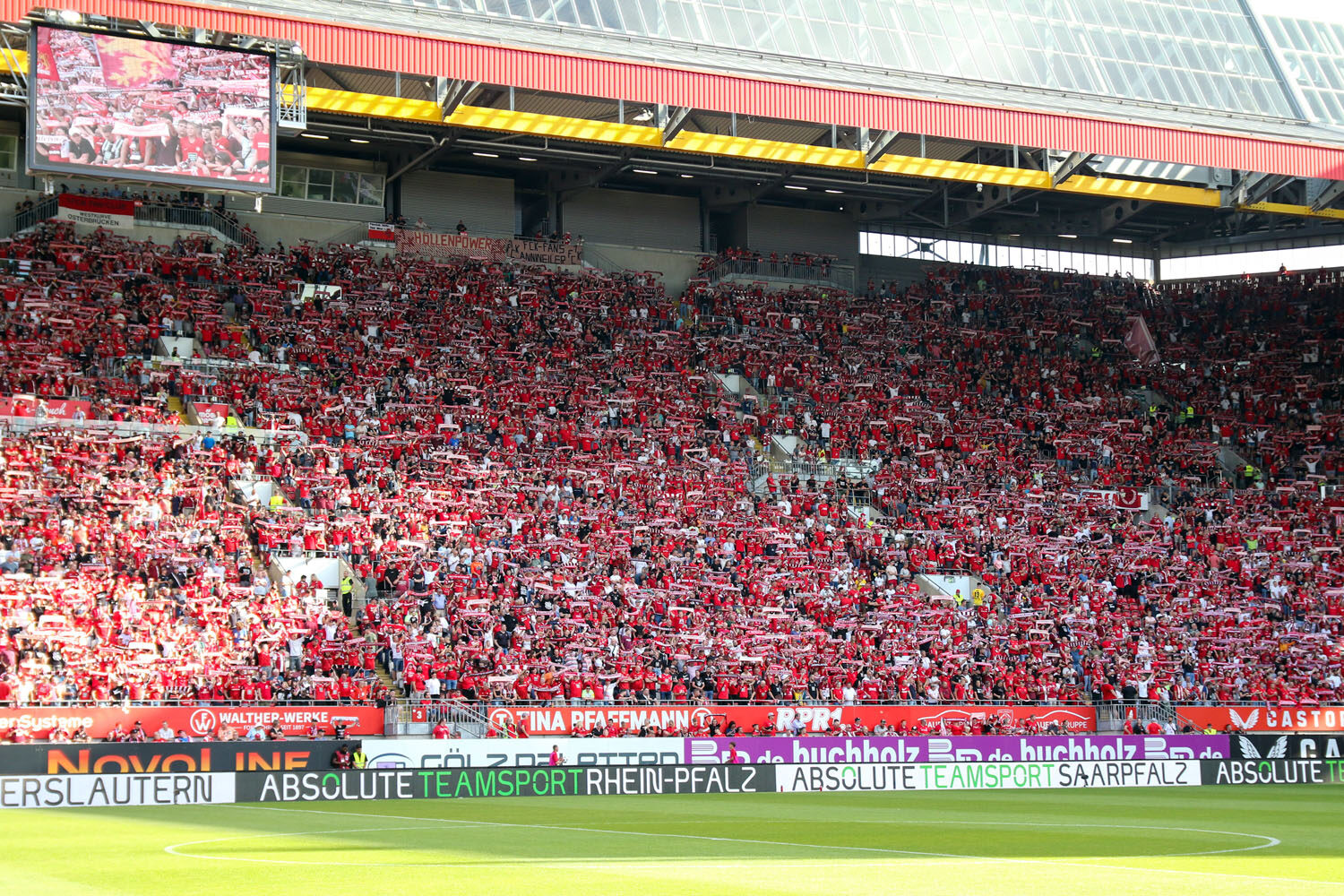 1. FC Kaiserslautern – SpVgg Fürth 2-2 (11)