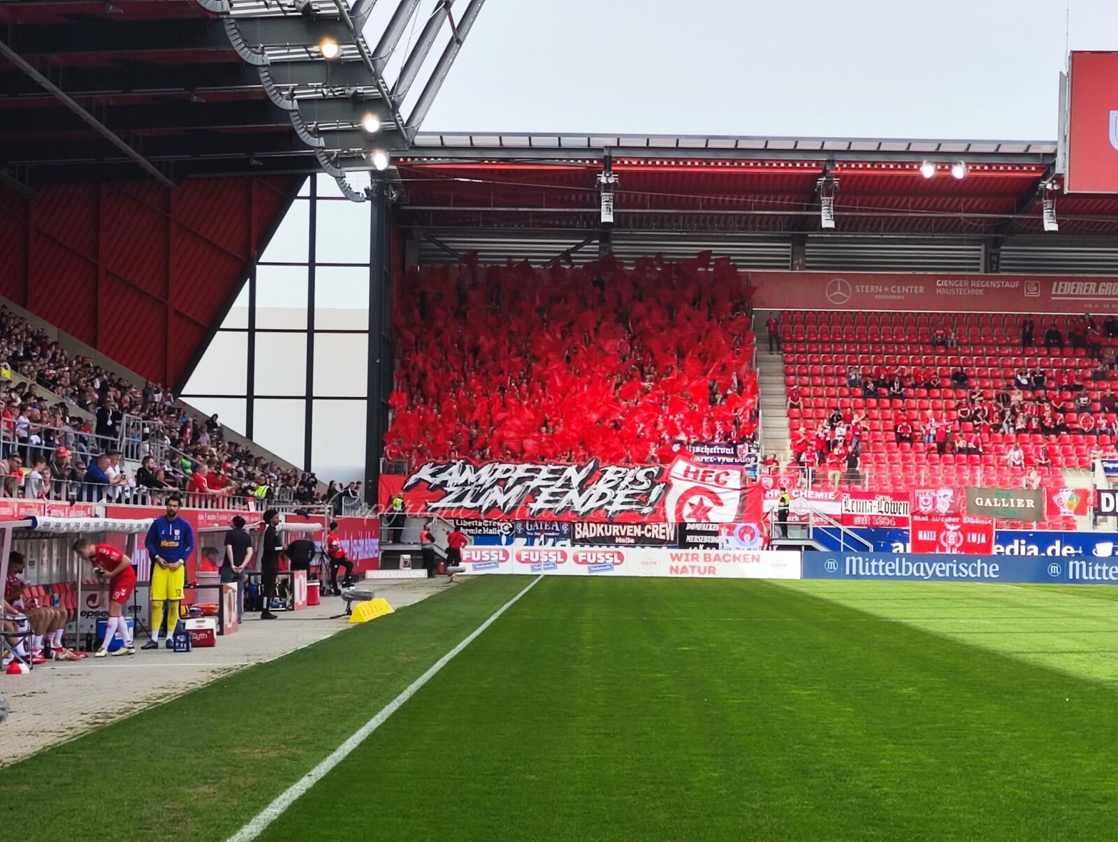SSV Jahn Regensburg – Hallescher FC 2-0 (1)