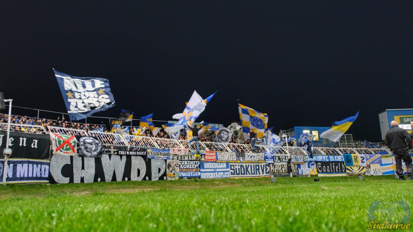 1. FC Lokomotive Leipzig – FC Carl Zeiss Jena 2-0 (8)