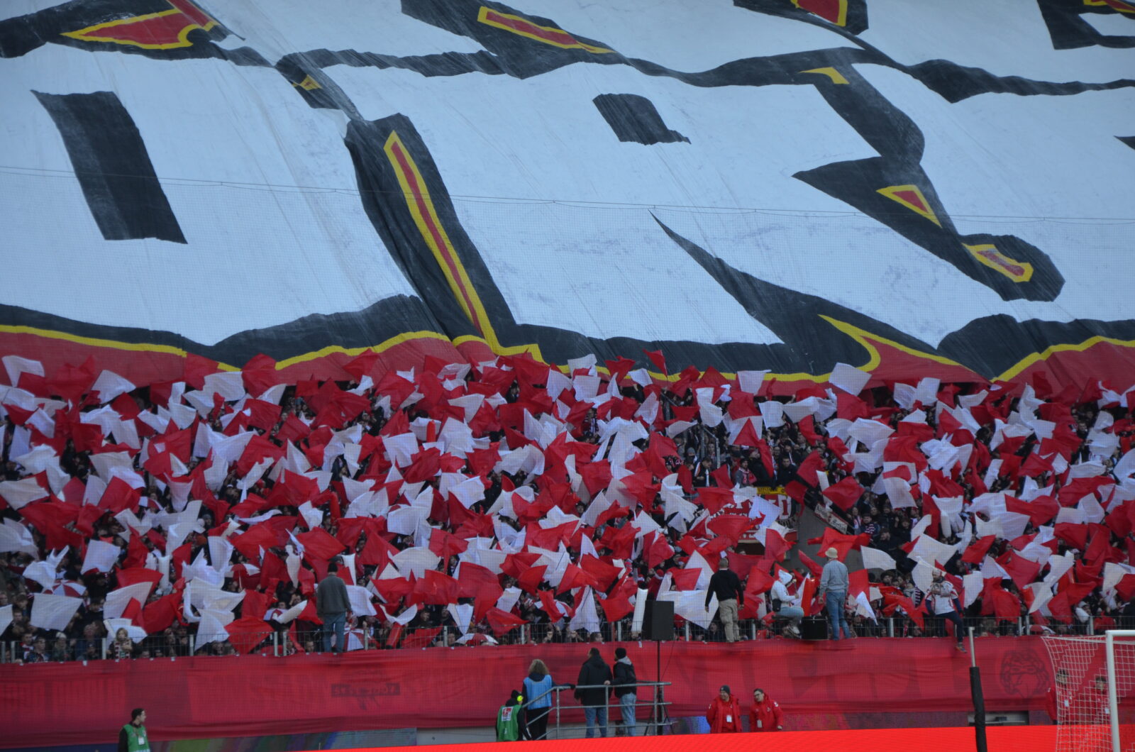 1. FC Köln – Hannover 96 2-2 (8)