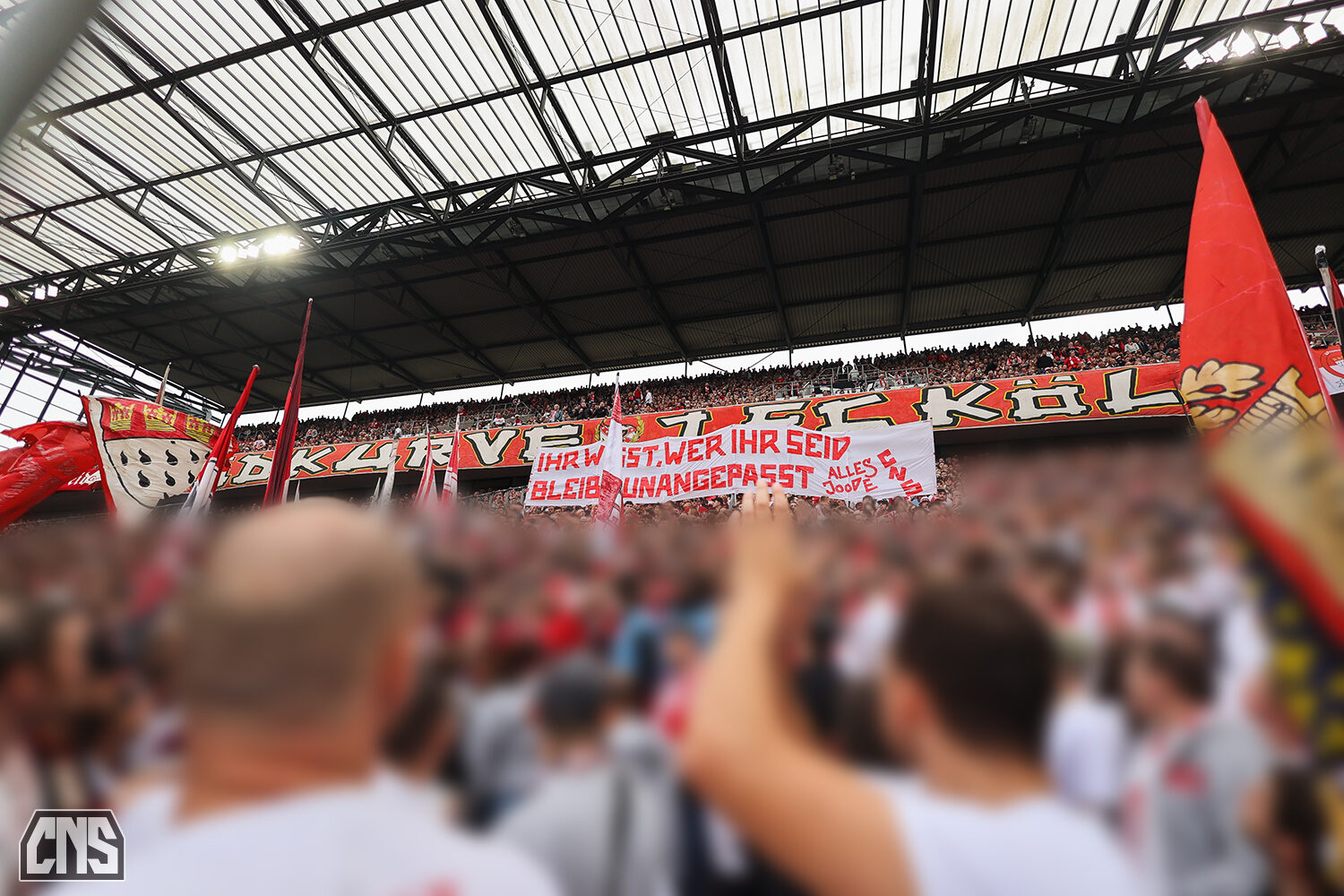 1. FC Köln – Karlsruher SC 4-4 (92)