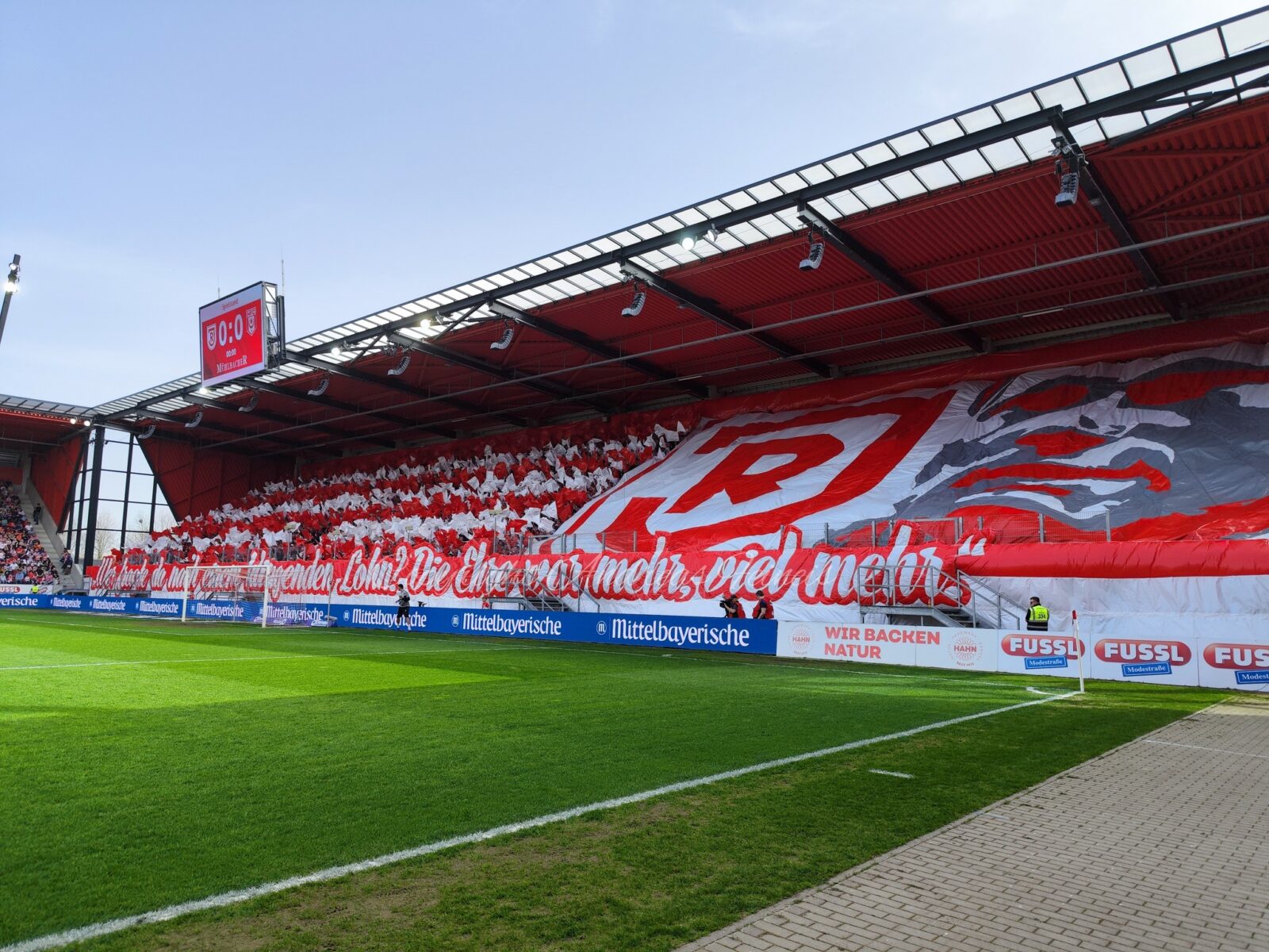 SSV Jahn Regensburg – Hallescher FC 2-0 (2)