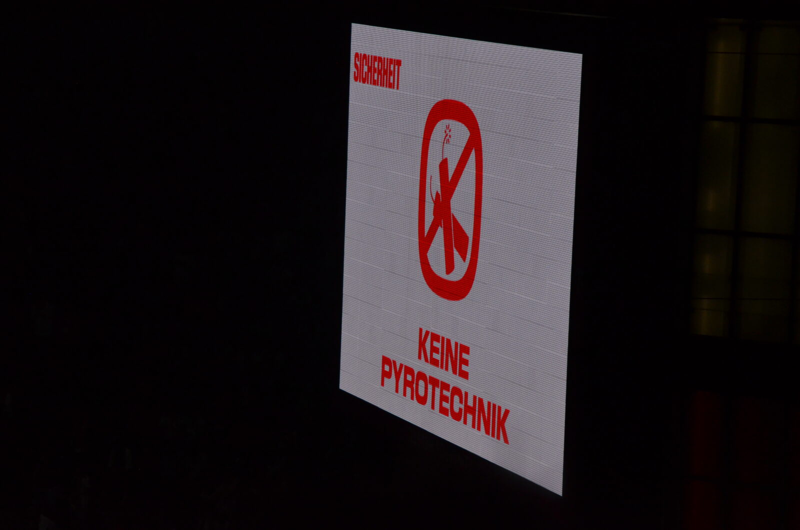 1. FC Köln – Hamburger SV 1-2 (1)