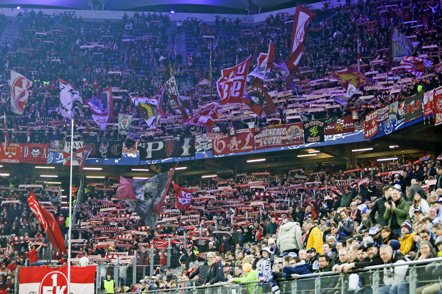 Hamburger SV – 1. FC Kaiserslautern 3-0 (2)