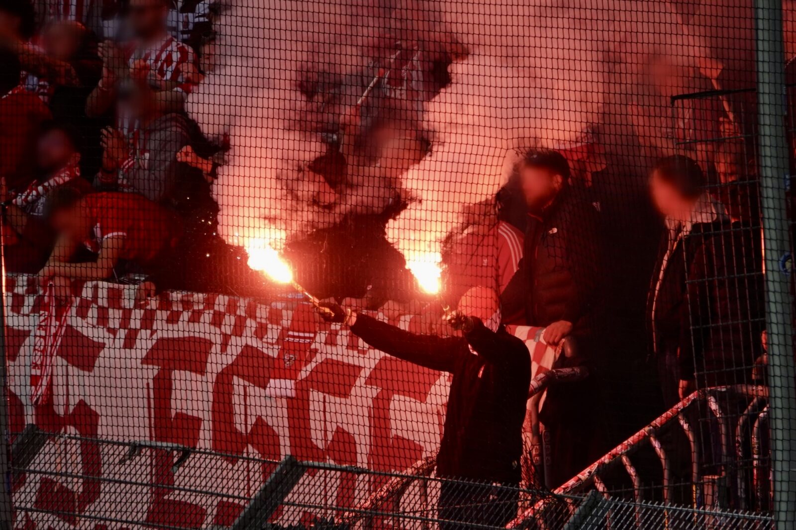 SV Waldhof Mannheim – Rot-Weiss Essen 6:1 (25)