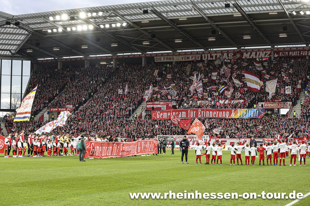 1. FSV Mainz 05 – VfB Stuttgart 2-0 (15)