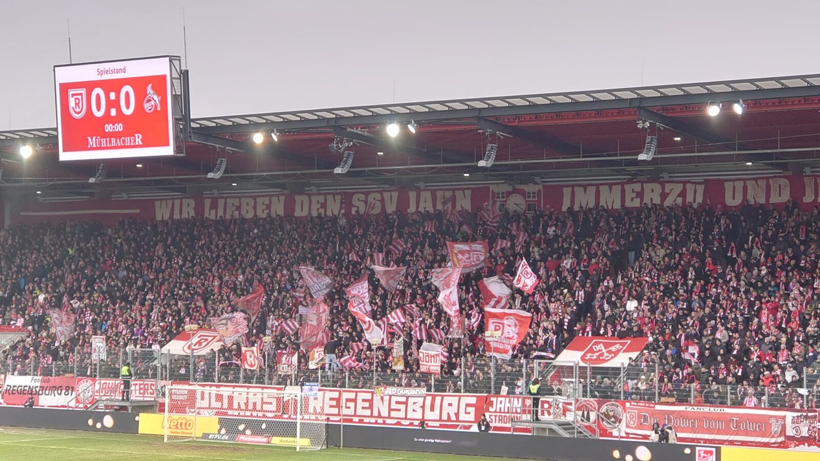 SSV Jahn Regensburg – 1. FC Köln 0-1 (4)