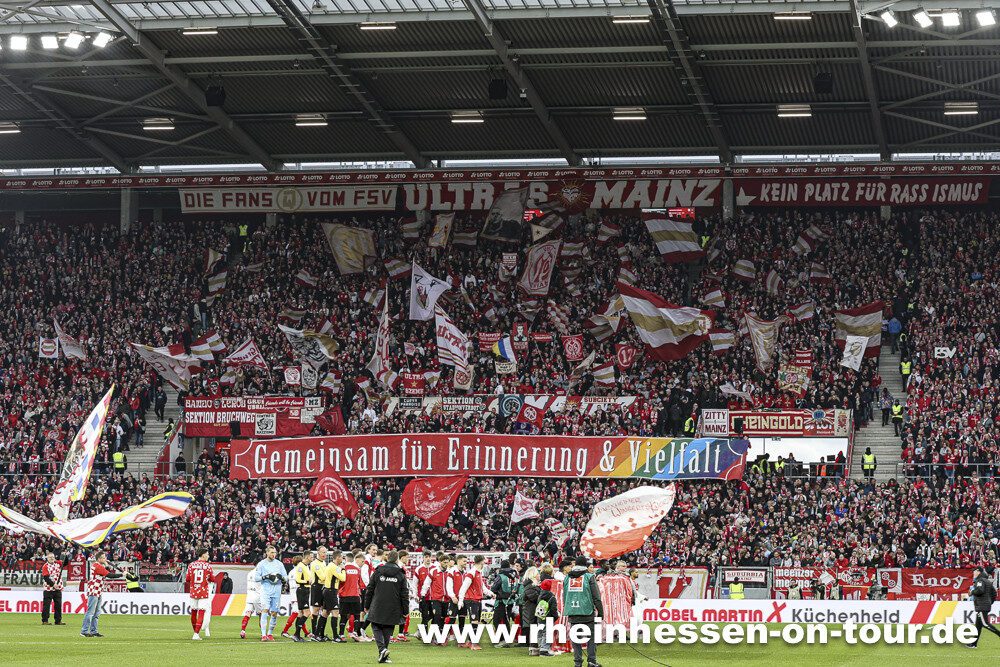 1. FSV Mainz 05 – VfB Stuttgart 2-0 (17)