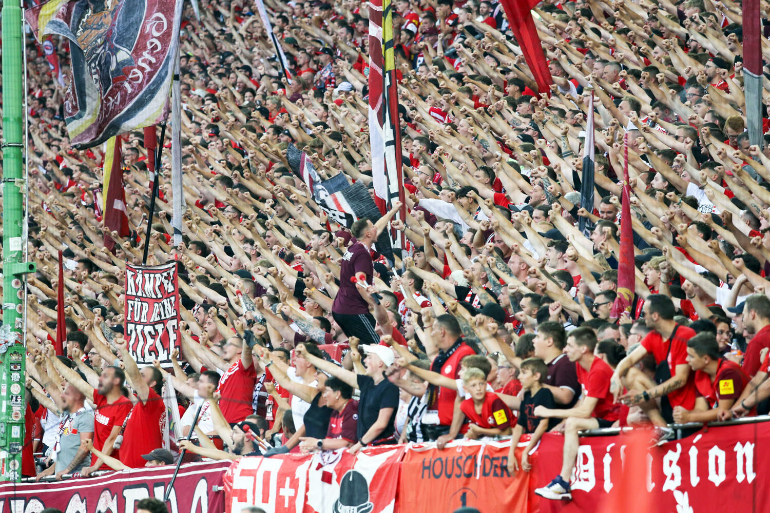 1. FC Kaiserslautern – SpVgg Fürth 2-2 (6)