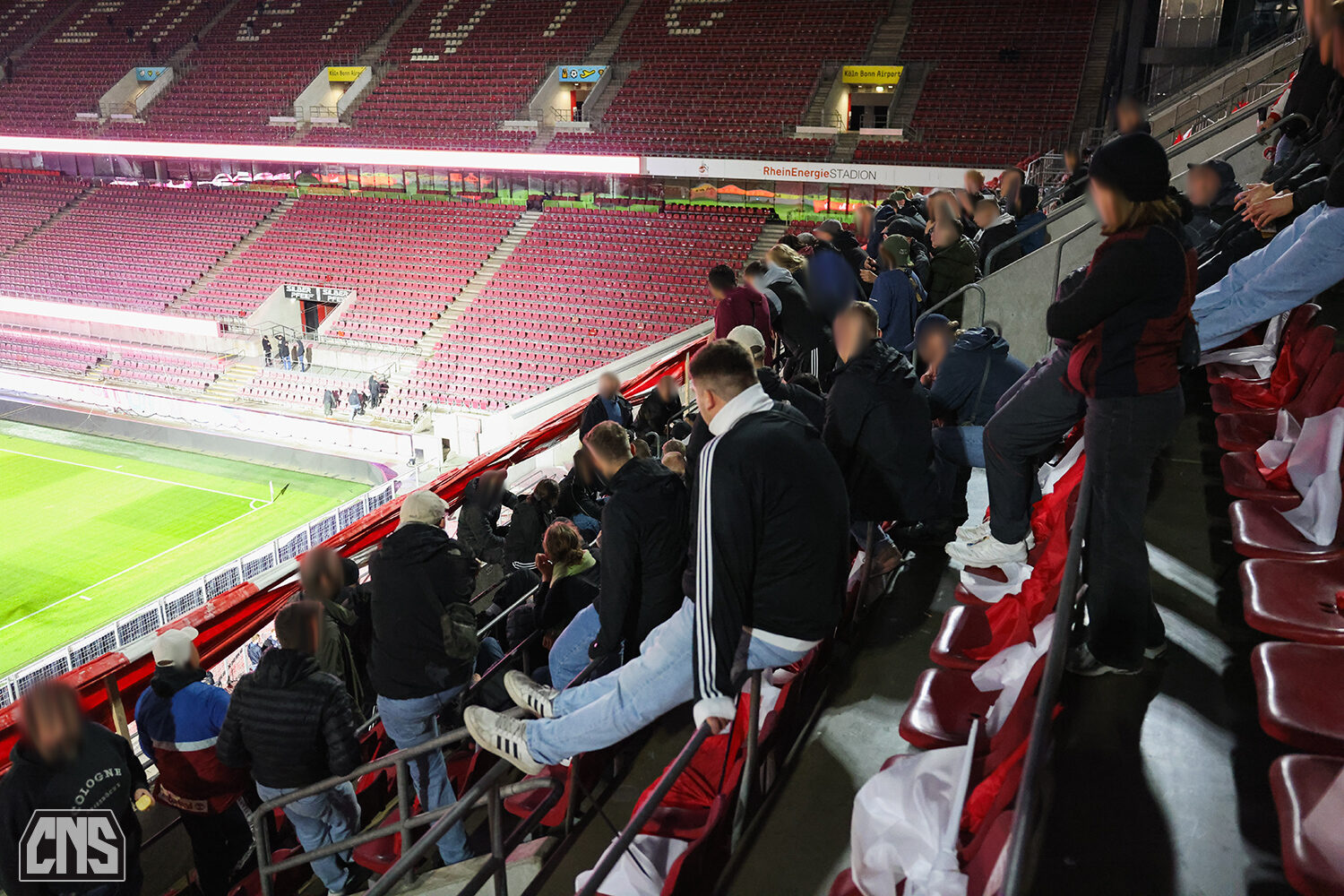 1. FC Köln – Karlsruher SC 4-4 (45)