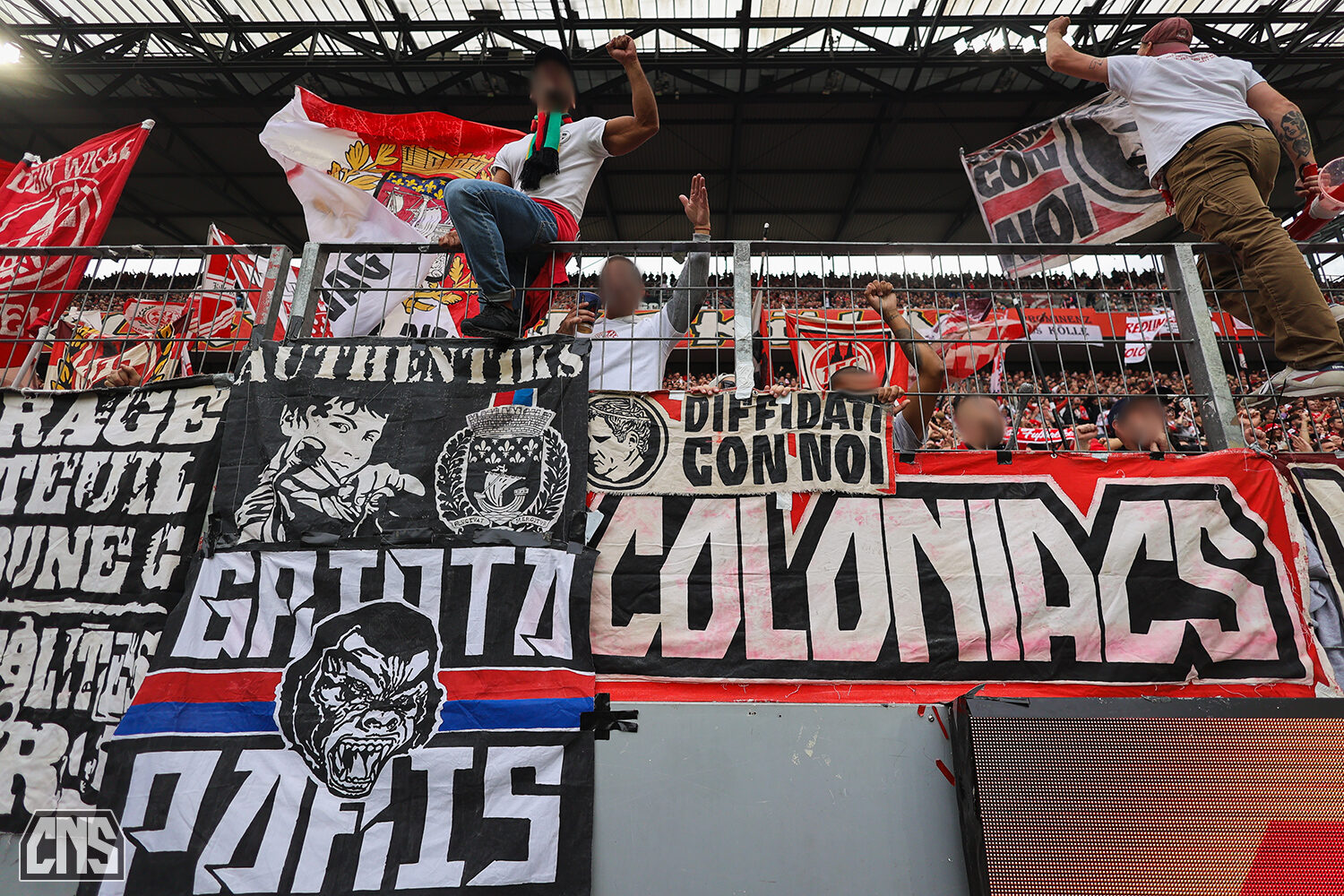 1. FC Köln – Karlsruher SC 4-4 (94)