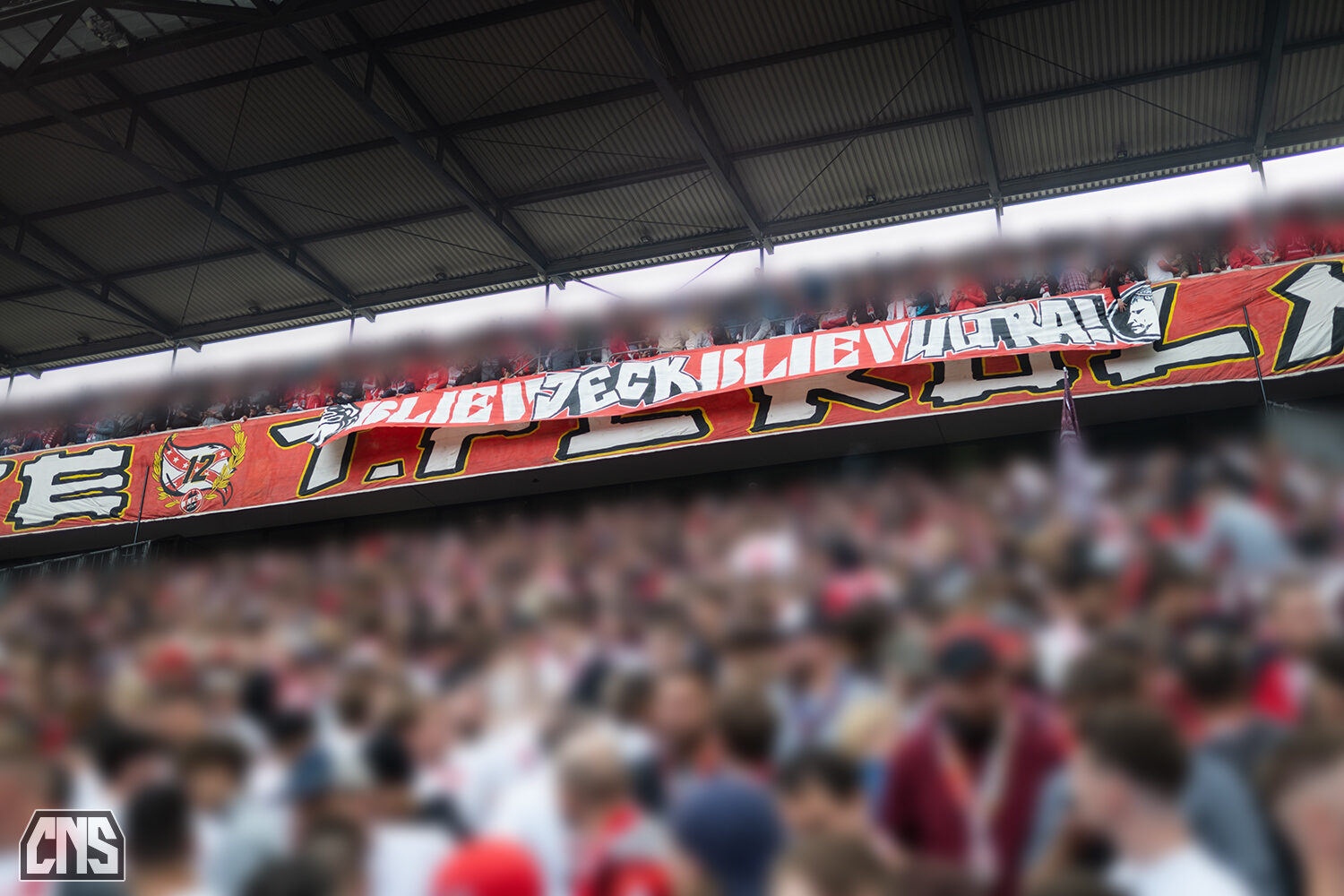 1. FC Köln – Karlsruher SC 4-4 (80)