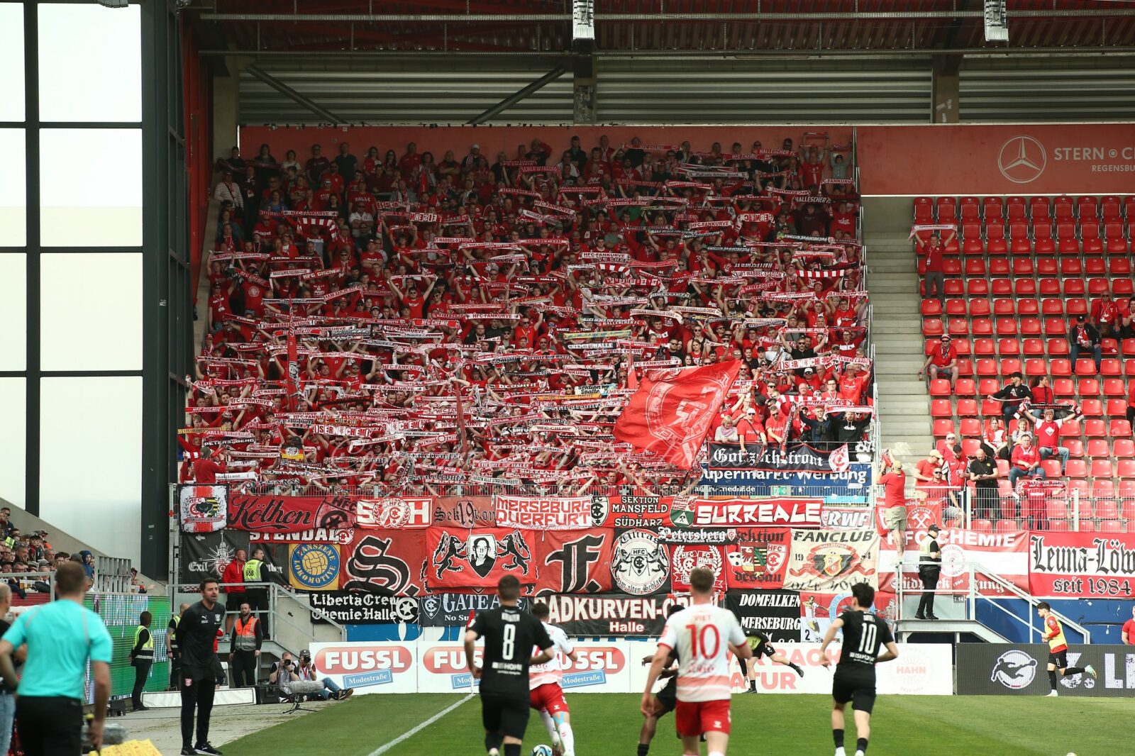 SSV Jahn Regensburg – Hallescher FC 2-0 (6)