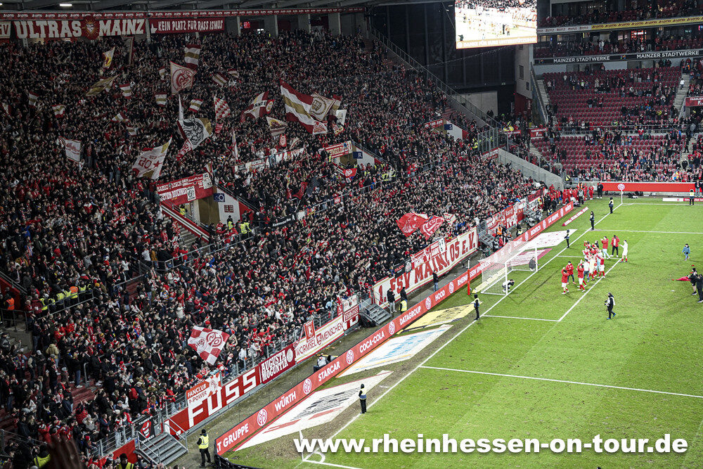 1. FSV Mainz 05 – VfB Stuttgart 2-0 (6)