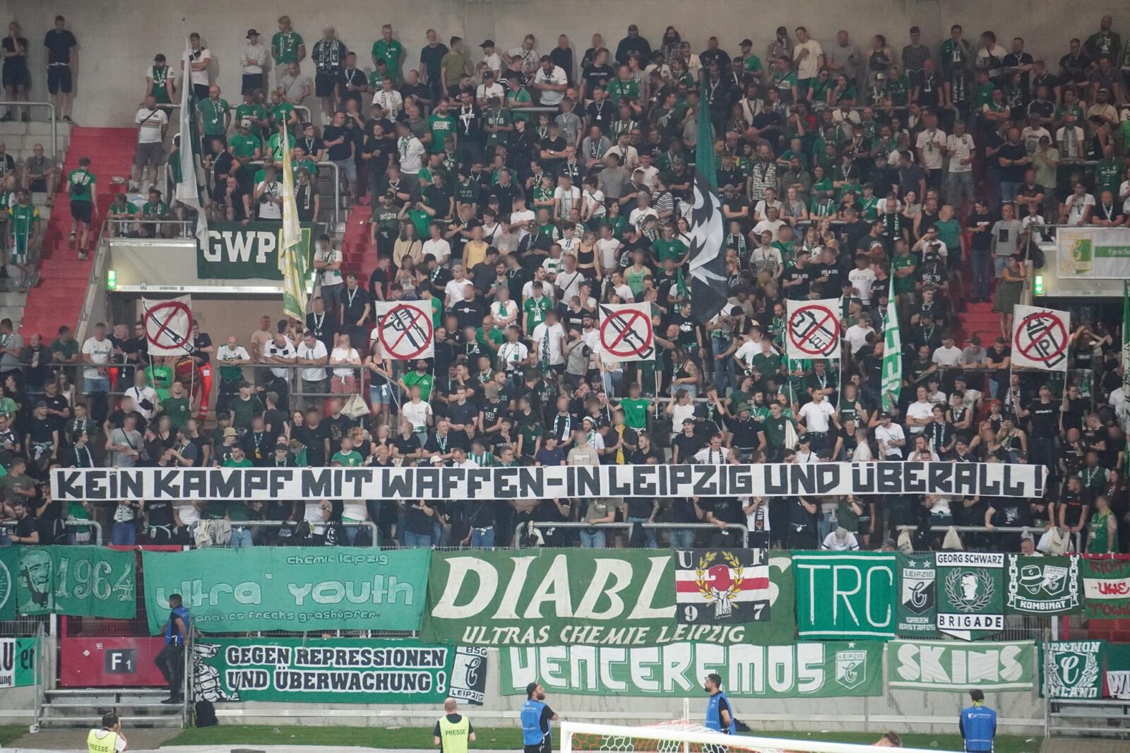 FC Rot-Weiß Erfurt – BSG Chemie Leipzig 4-2 (10)