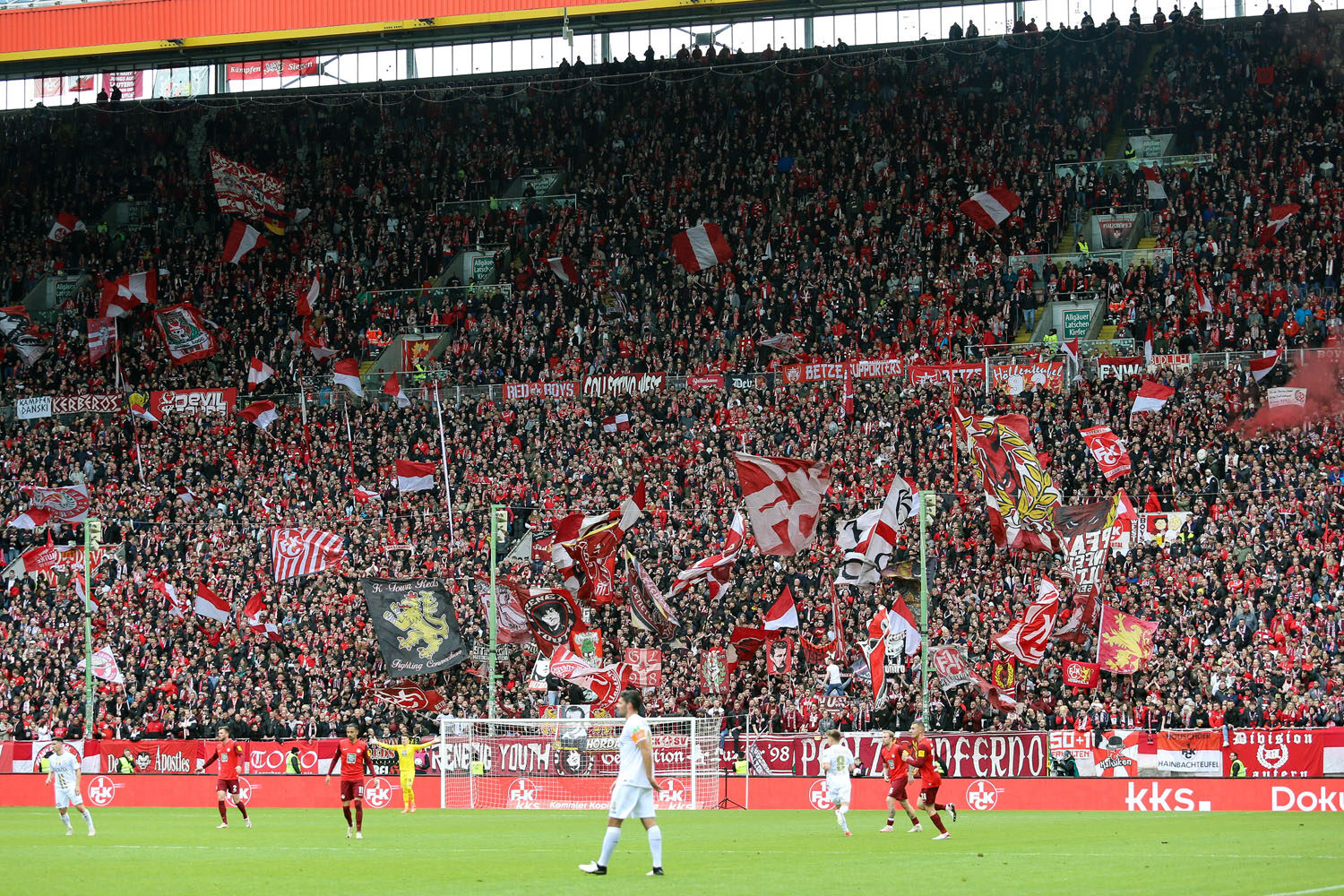 1. FC Kaiserslautern – SV Wehen 1-1 (3)