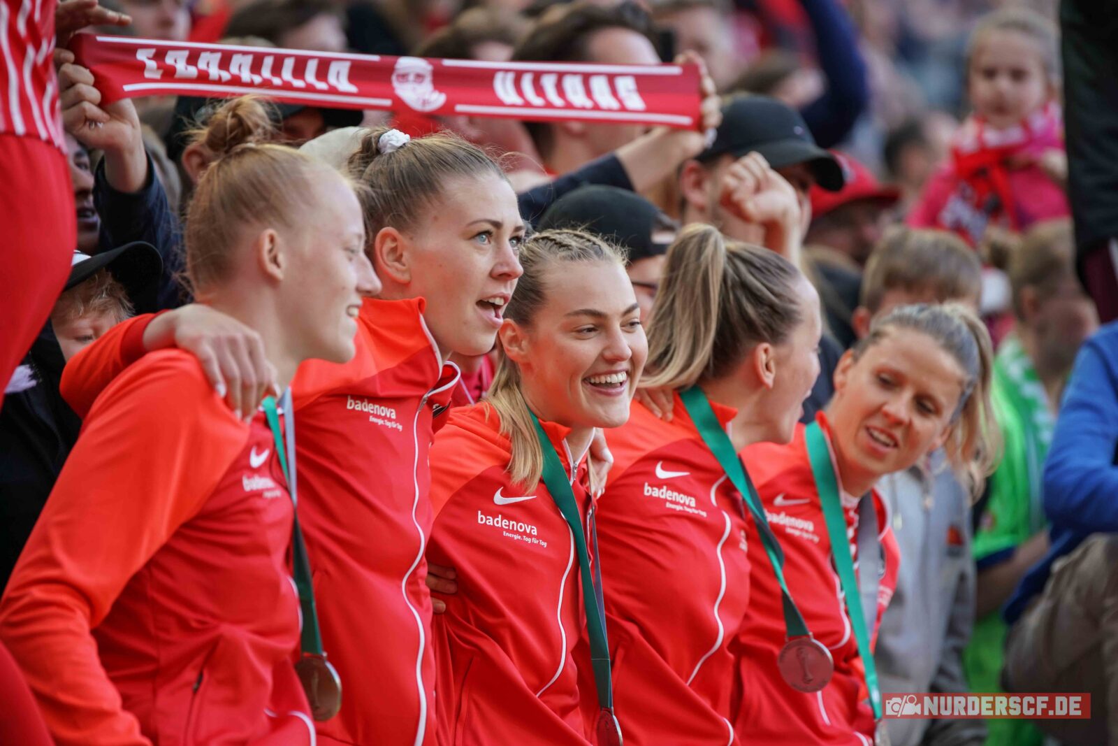 VfL Wolfsburg Frauen – SC Freiburg Frauen 4-1 (22)