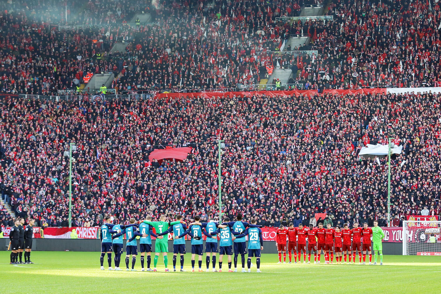 1. FC Kaiserslautern – 1. FC Köln 0-1 (8)