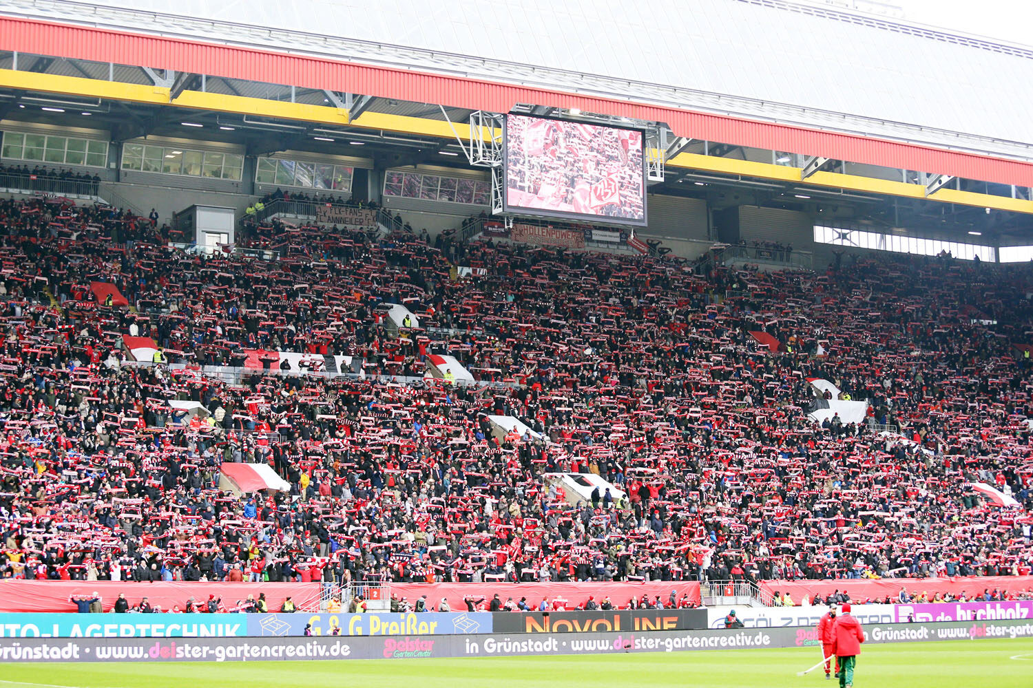 1. FC Kaiserslautern – SSV Ulm 1846 2-1 (8)