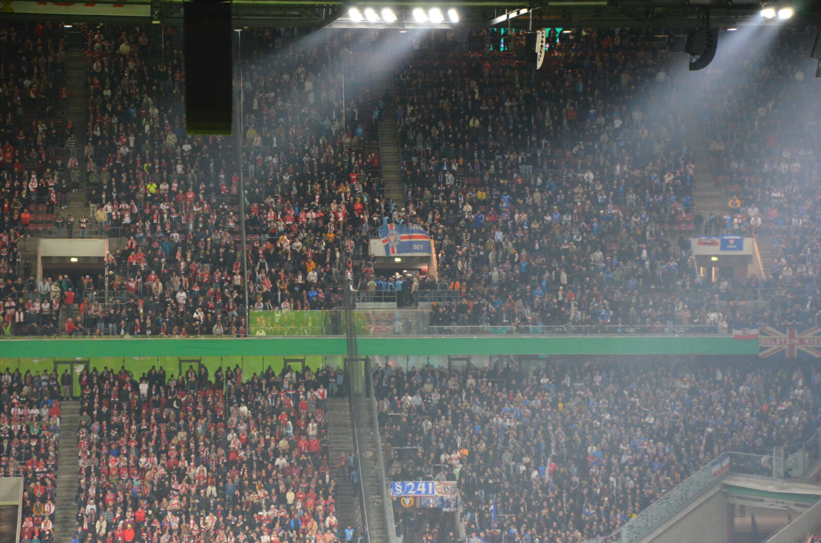 1. FC Köln – Holstein Kiel 3-0 (10)