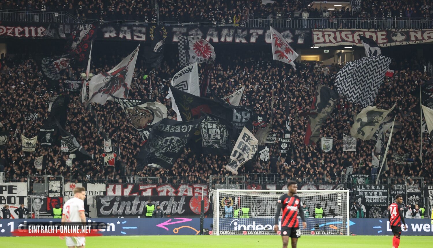 Eintracht Frankfurt – FC Augsburg 3-1 (7)