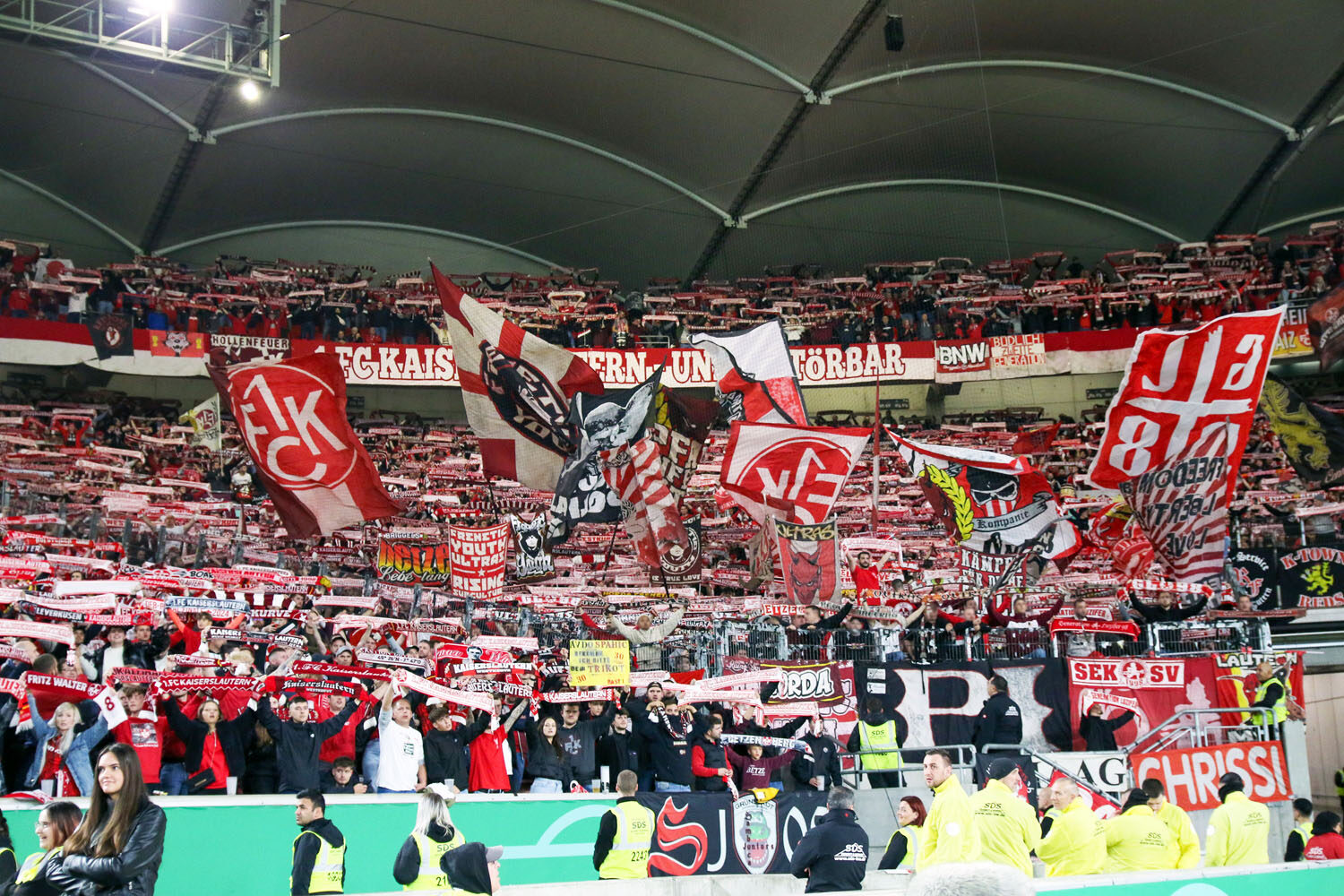 VfB Stuttgart – 1. FC Kaiserslautern 2-1 (26)