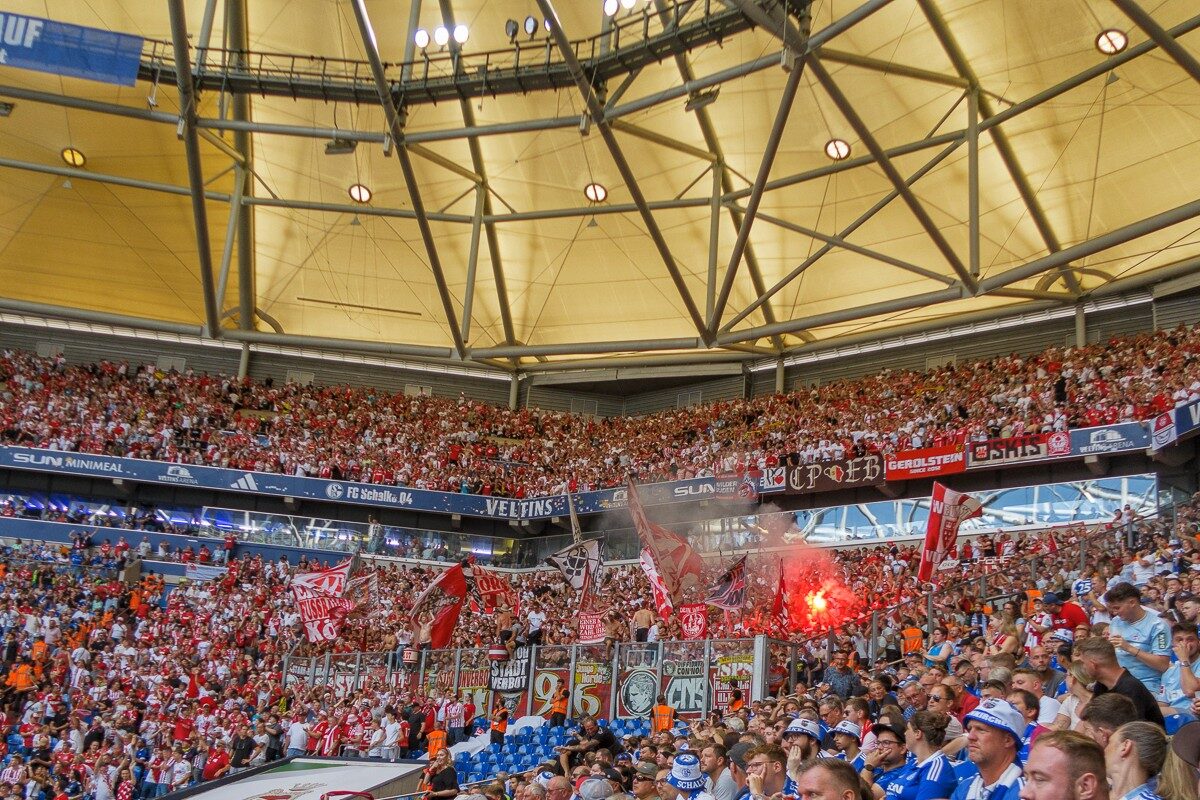 FC Schalke 04 – 1. FC Köln 1-3 (6)