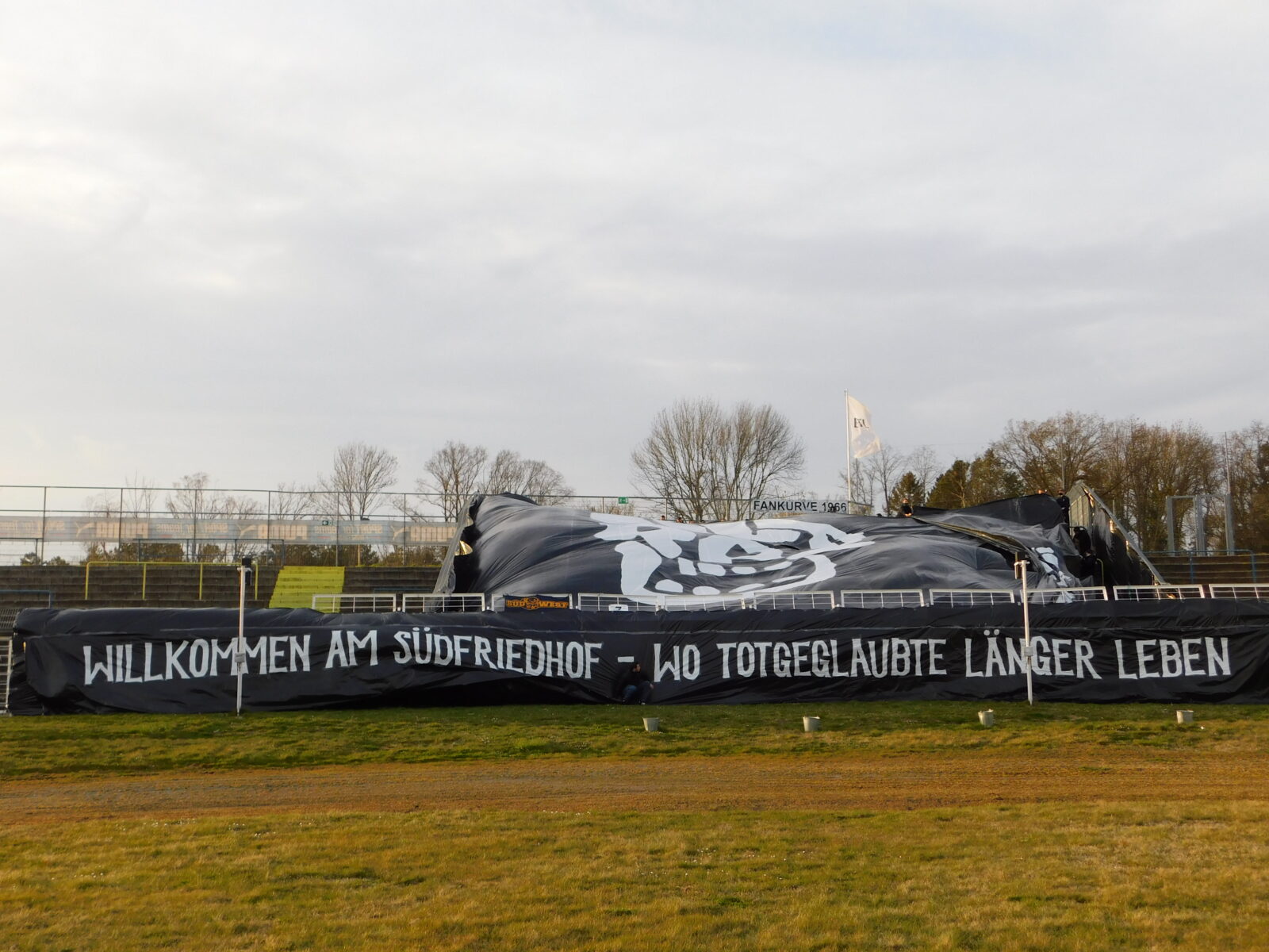 1. FC Lokomotive Leipzig – ZFC Meuselwitz 2-0 (15)