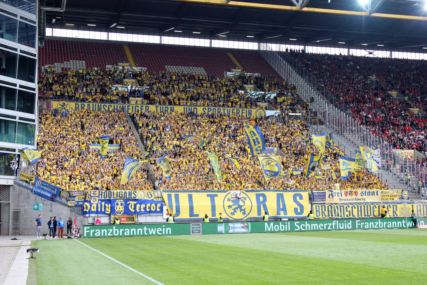 1. FC Kaiserslautern – Eintracht Braunschweig (1)