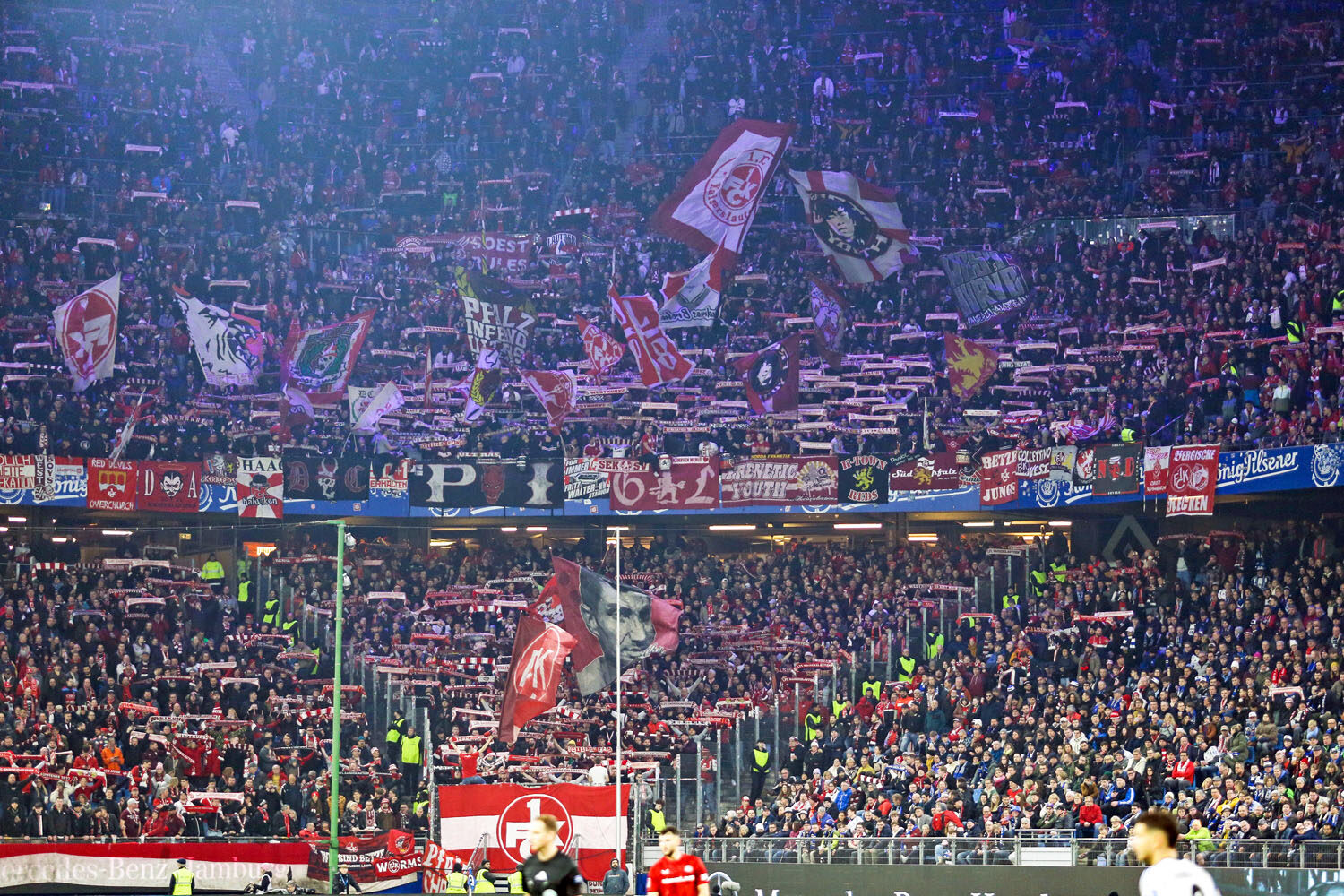 Hamburger SV – 1. FC Kaiserslautern 3-0 (1)