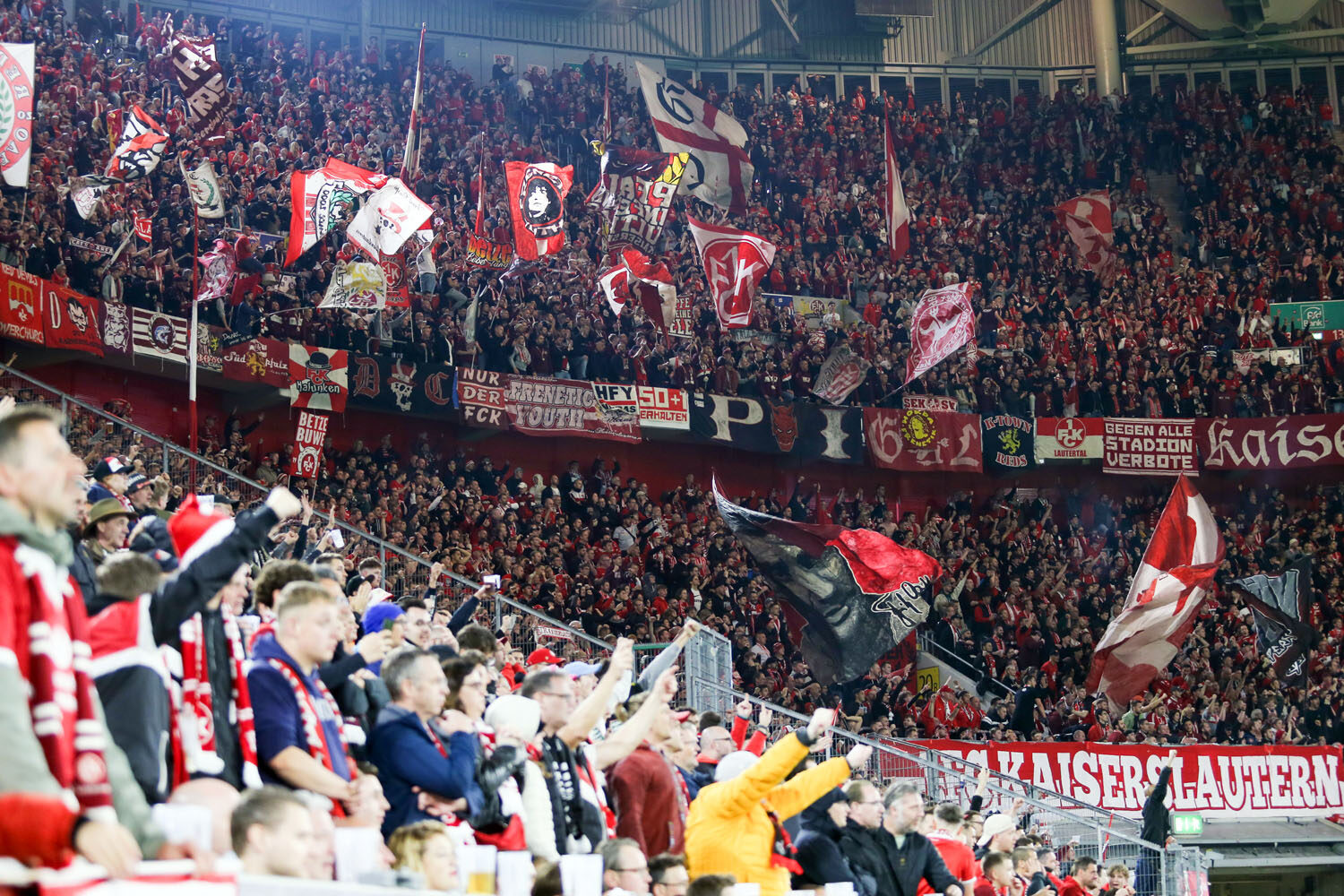 Fortuna Düsseldorf – 1. FC Kaiserslautern 3-4 (1)