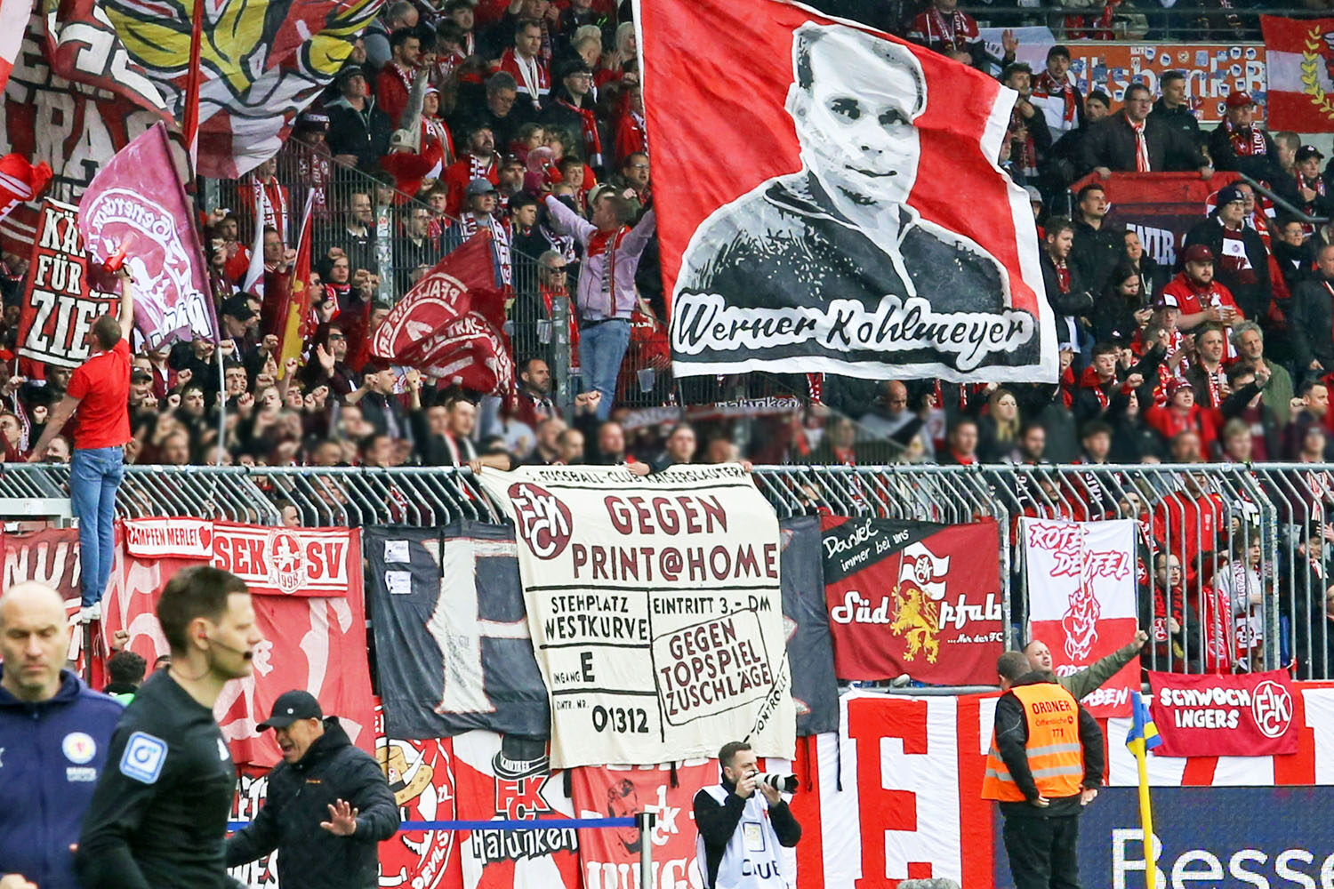 Eintracht Braunschweig – 1. FC Kaiserslautern 2-0 (7)