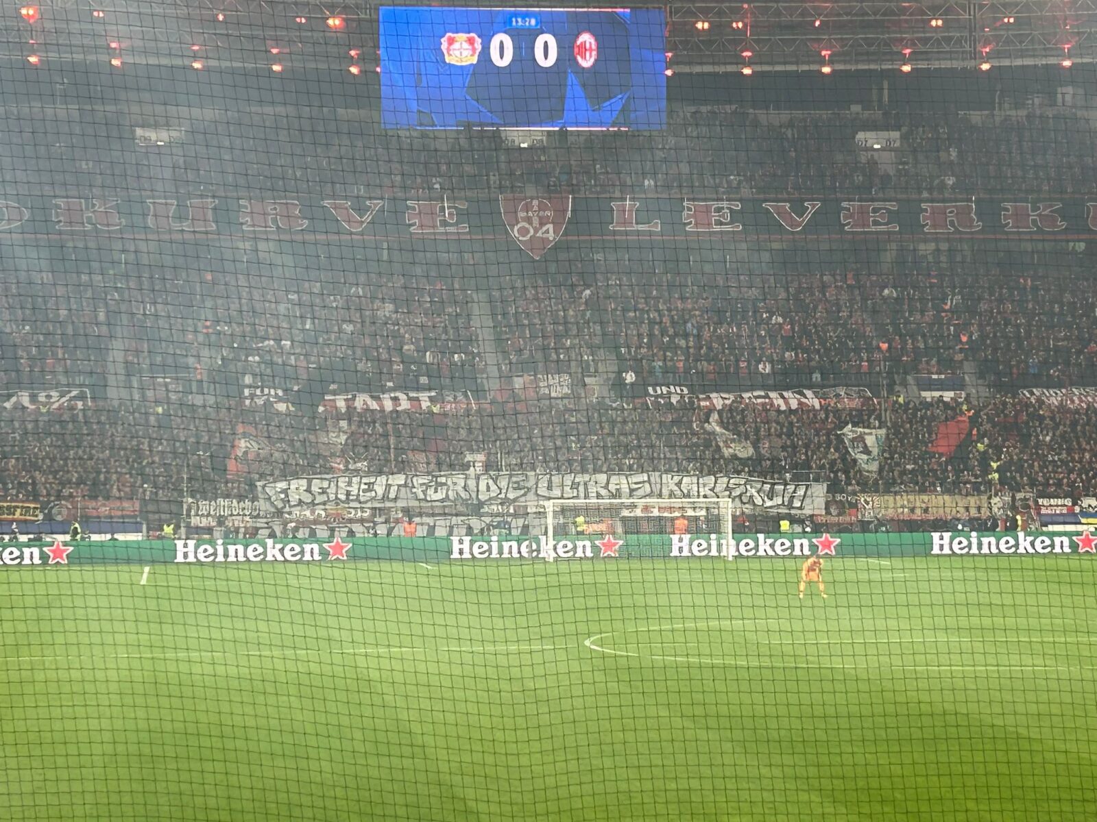 Bayer 04 Leverkusen – AC Mailand 1-0 (6)