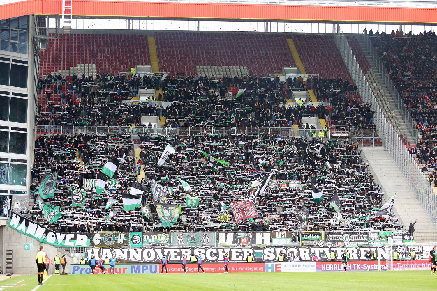 1. FC Kaiserslautern – Hannover 96 0-0 (1)