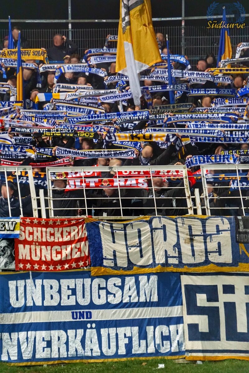 1. FC Lokomotive Leipzig – FC Carl Zeiss Jena 2-0 (28)