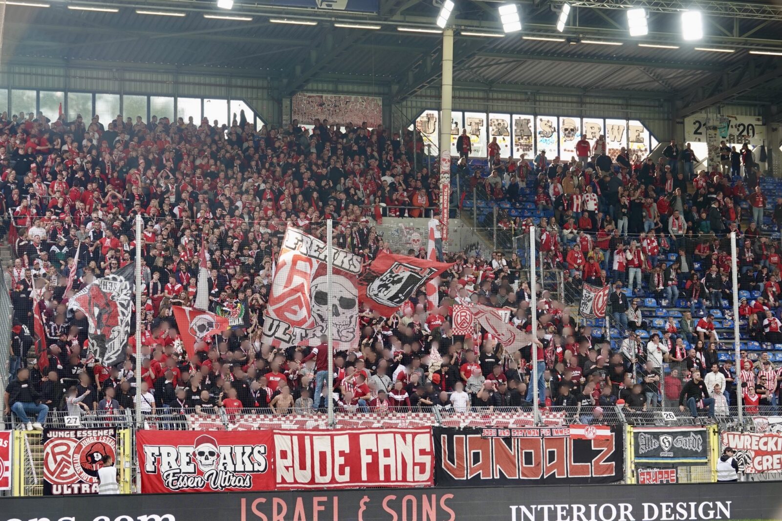 SV Waldhof Mannheim – Rot-Weiss Essen 6:1 (16)