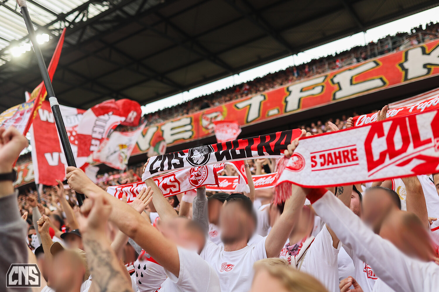 1. FC Köln – Karlsruher SC 4-4 (96)