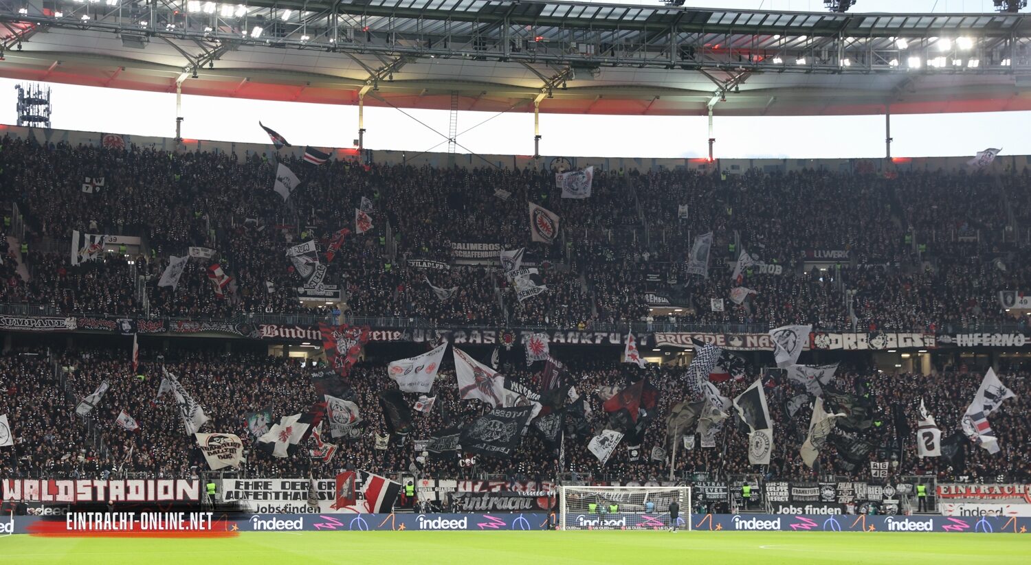 Eintracht Frankfurt – FC Augsburg 3-1 (17)