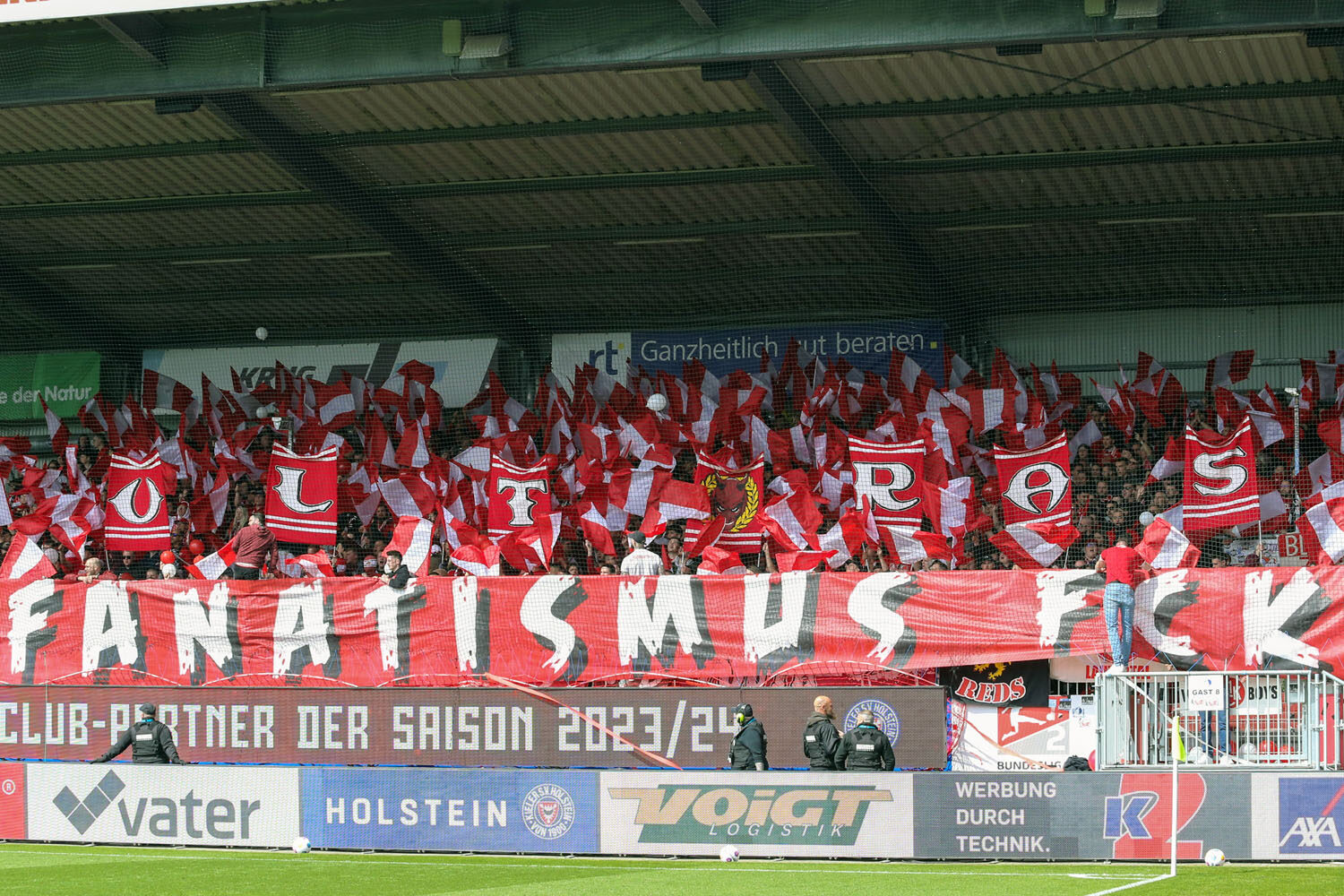 Holstein Kiel – 1. FC Kaiserslautern 1-3 (1)