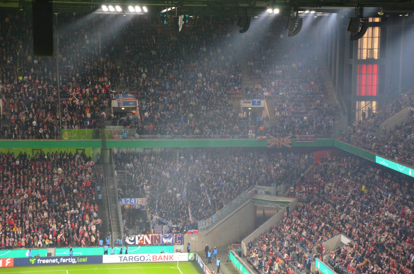 1. FC Köln – Holstein Kiel 3-0 (8)