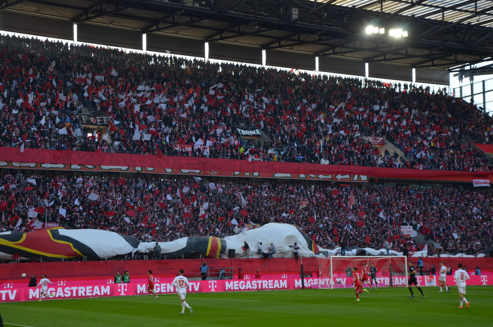 1. FC Köln – Hannover 96 2-2 (14)