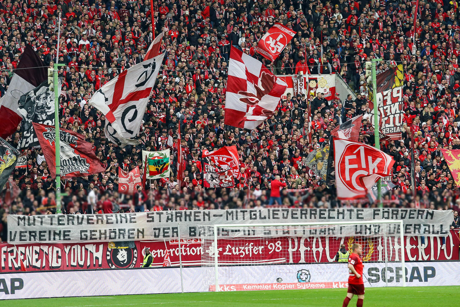 1. FC Kaiserslautern – Fortuna Düsseldorf 1-3 (10)