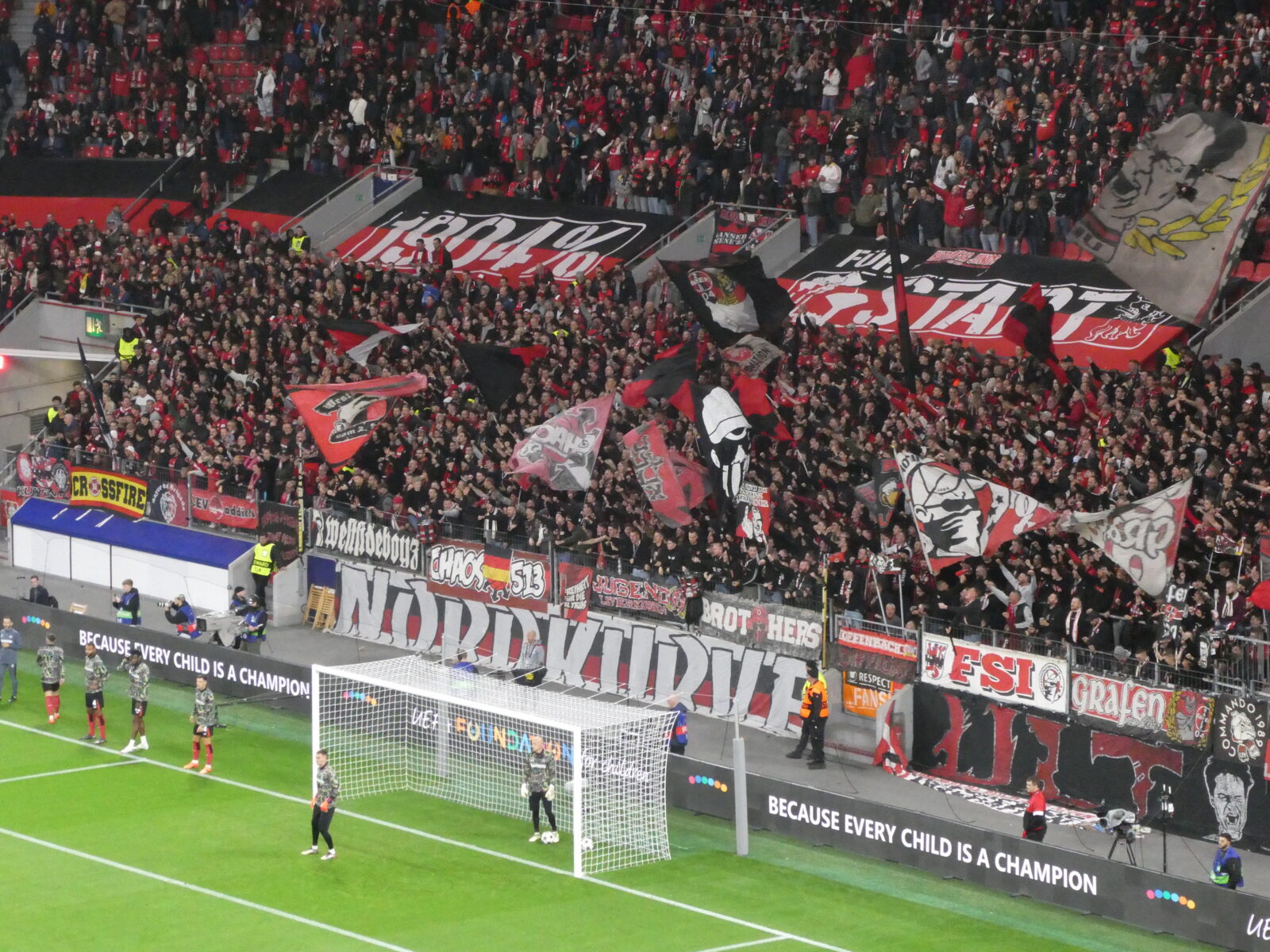 Bayer 04 Leverkusen – AC Mailand 1-0 (12)