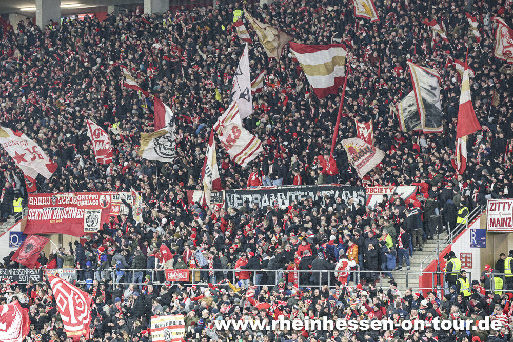 1. FSV Mainz 05 – VfL Bochum 2-0 (3)