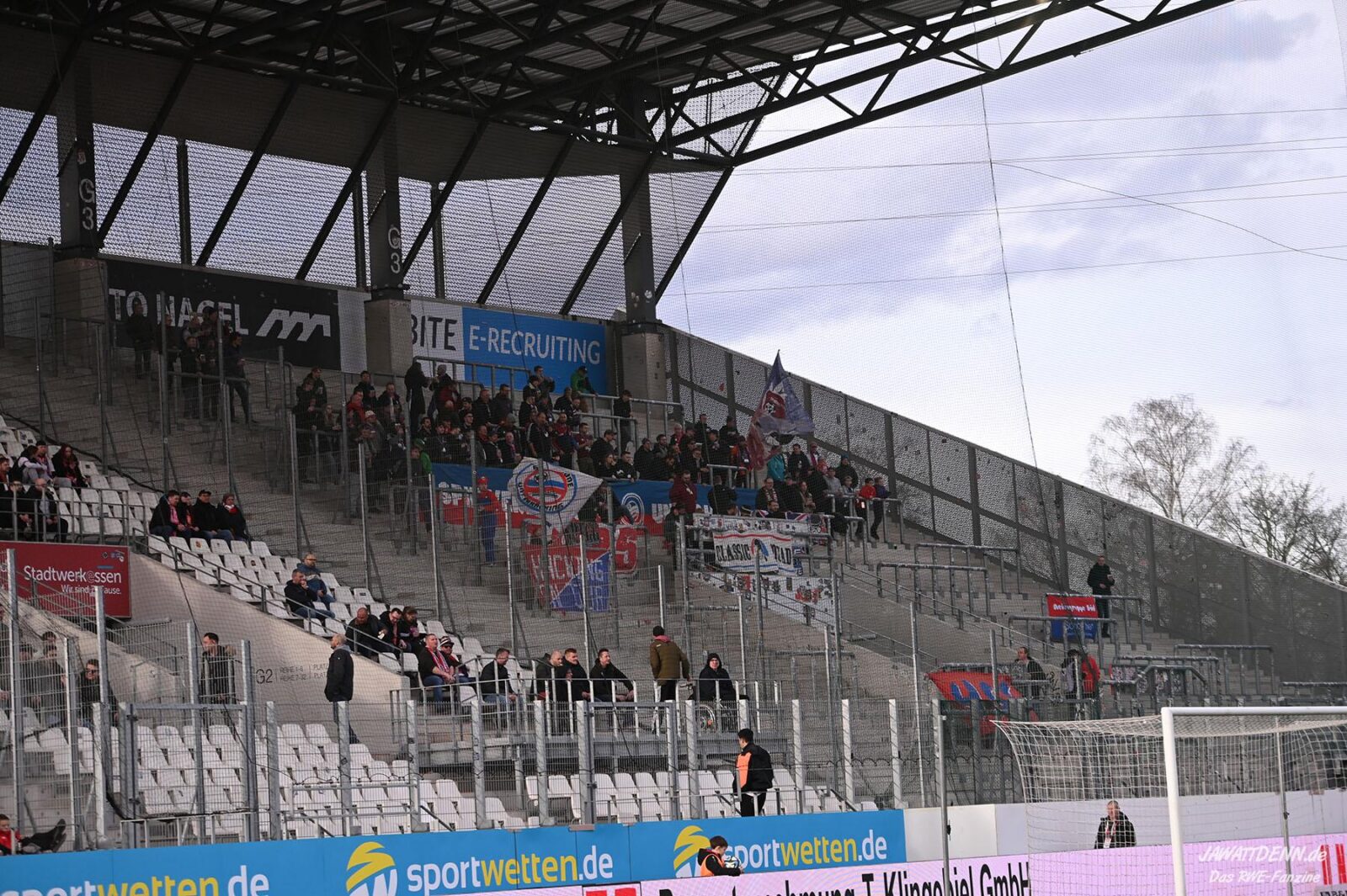 Rot-Weiss Essen – SpVgg Unterhaching 1-2 (1)