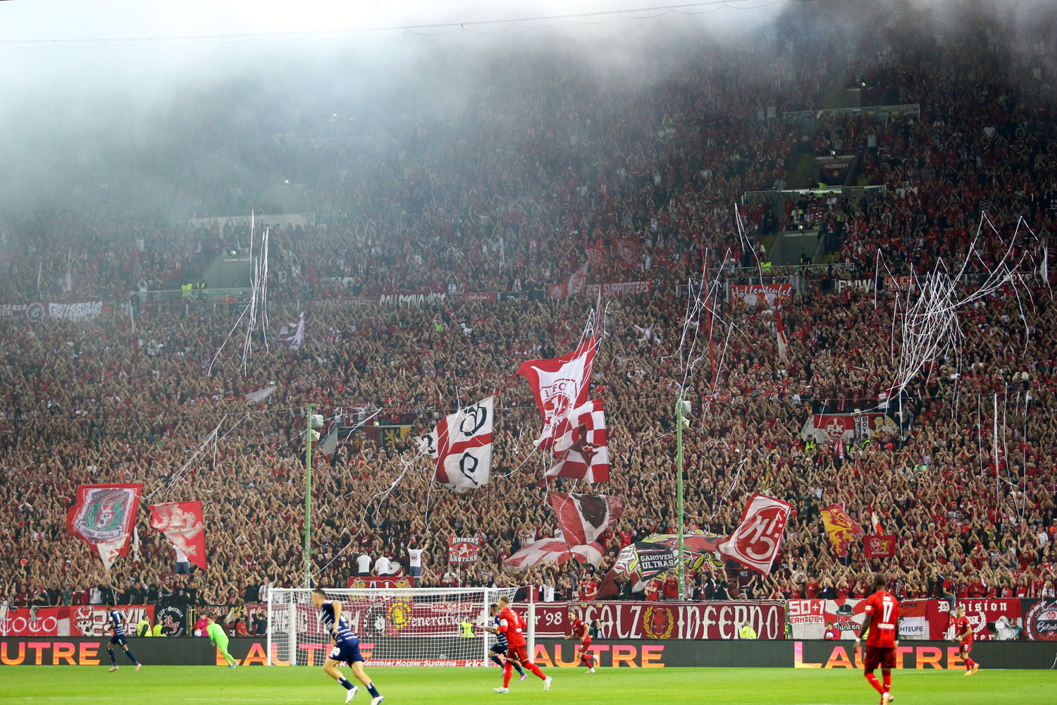 1. FC Kaiserslautern – Hamburger SV 2-2 (12)