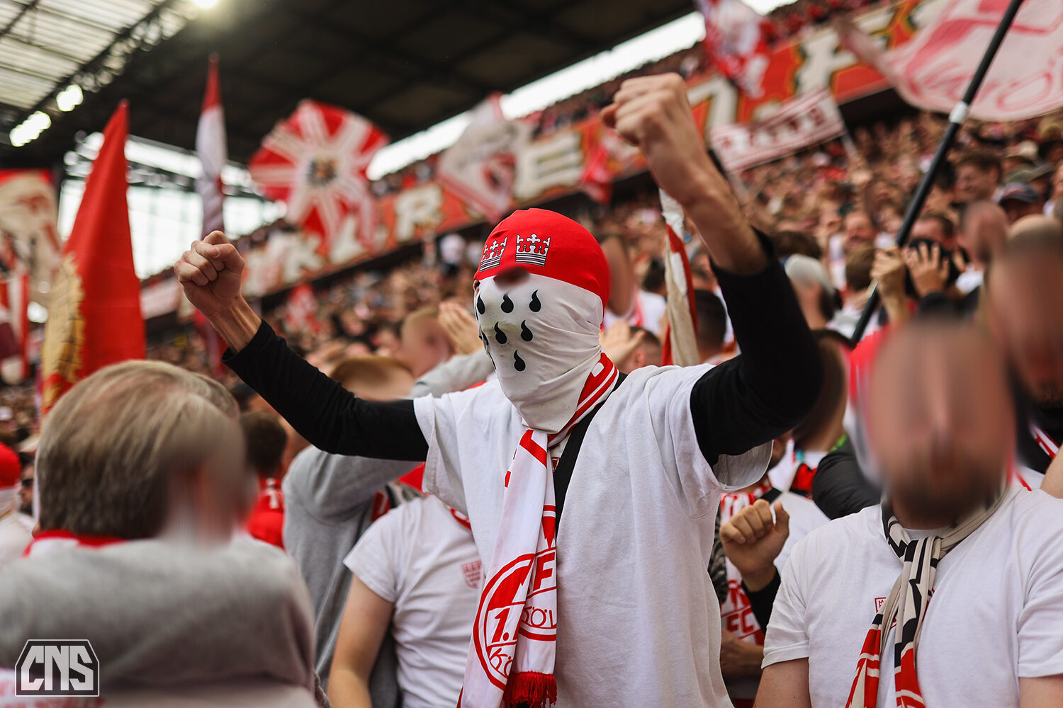 1. FC Köln – Karlsruher SC 4-4 (81)