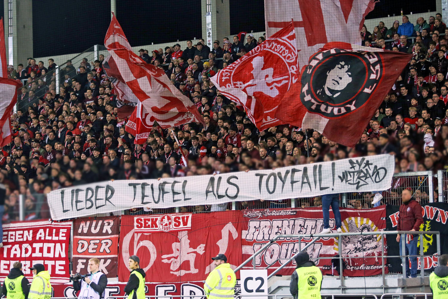 1. FC Saarbrücken – 1. FC Kaiserslautern 0-2 (37)