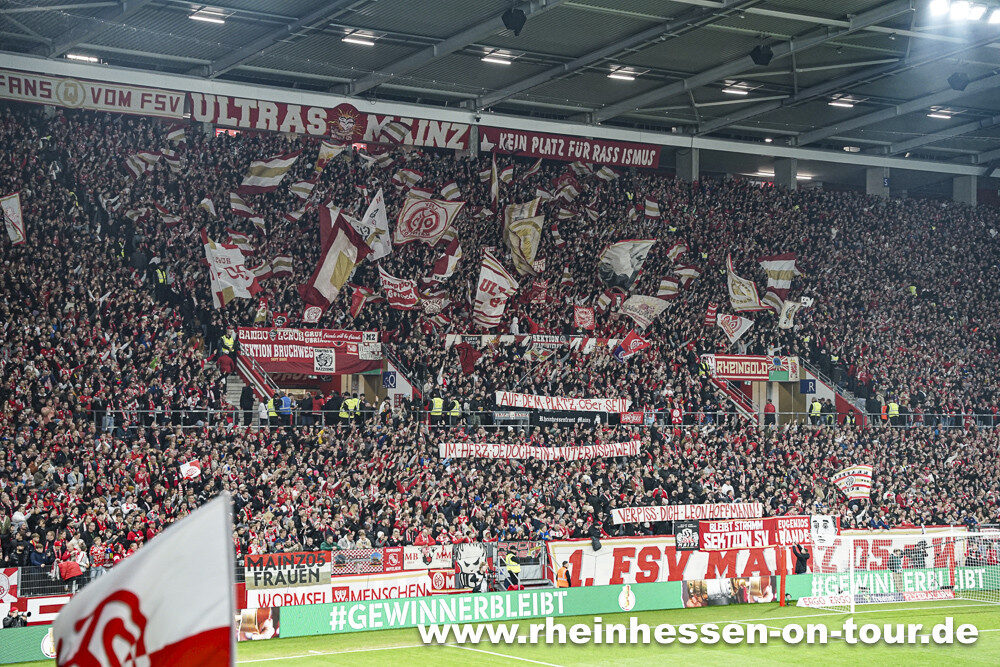 1. FSV Mainz 05 – FC Bayern München 0-4 (20)