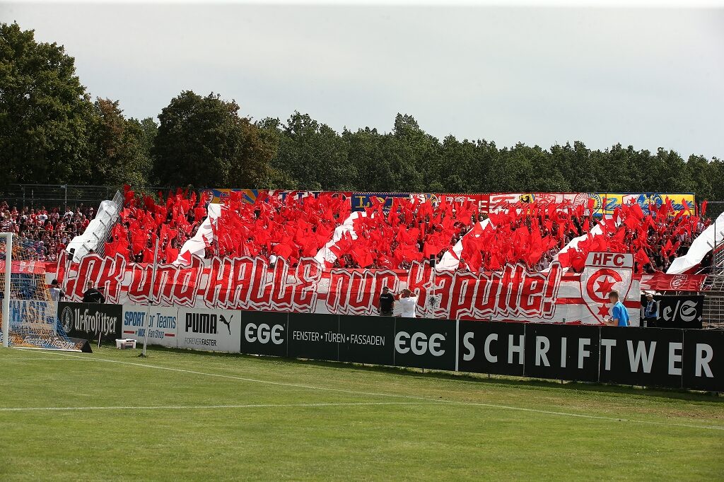 1. FC Lokomotive Leipzig – Hallescher FC 1-1 (9)